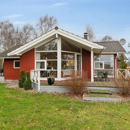 Holiday home Hjalmine - 225m From The Sea By Interhome *
