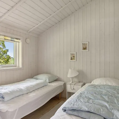 Сasa de vacaciones Hjalmine - 225m From The Sea By Interhome *